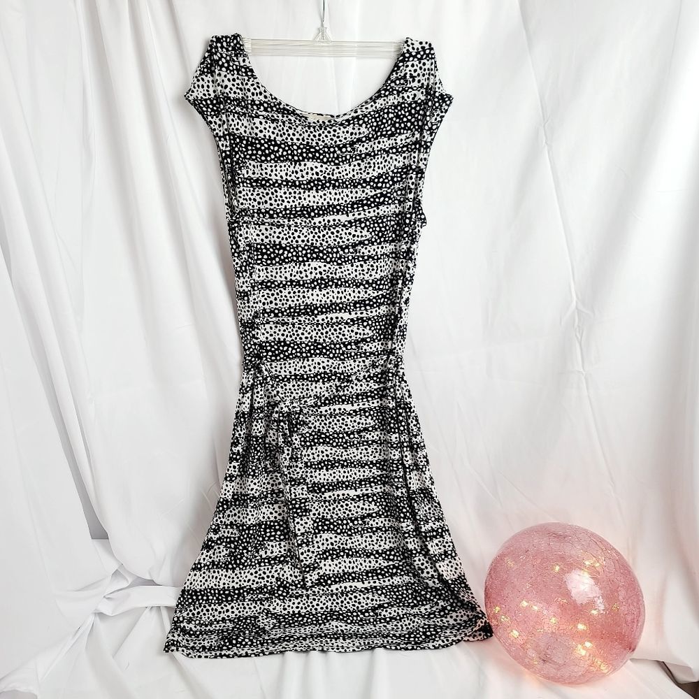 Banana Republic Mini Dress With Belt Size: XS Like New Excellent Condition
